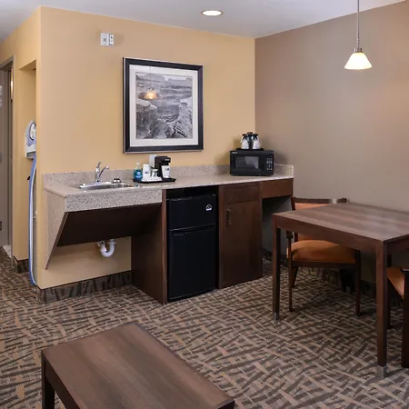 Holiday Inn Express & Suites Page - Lake Powell Area By Ihg Exterior photo