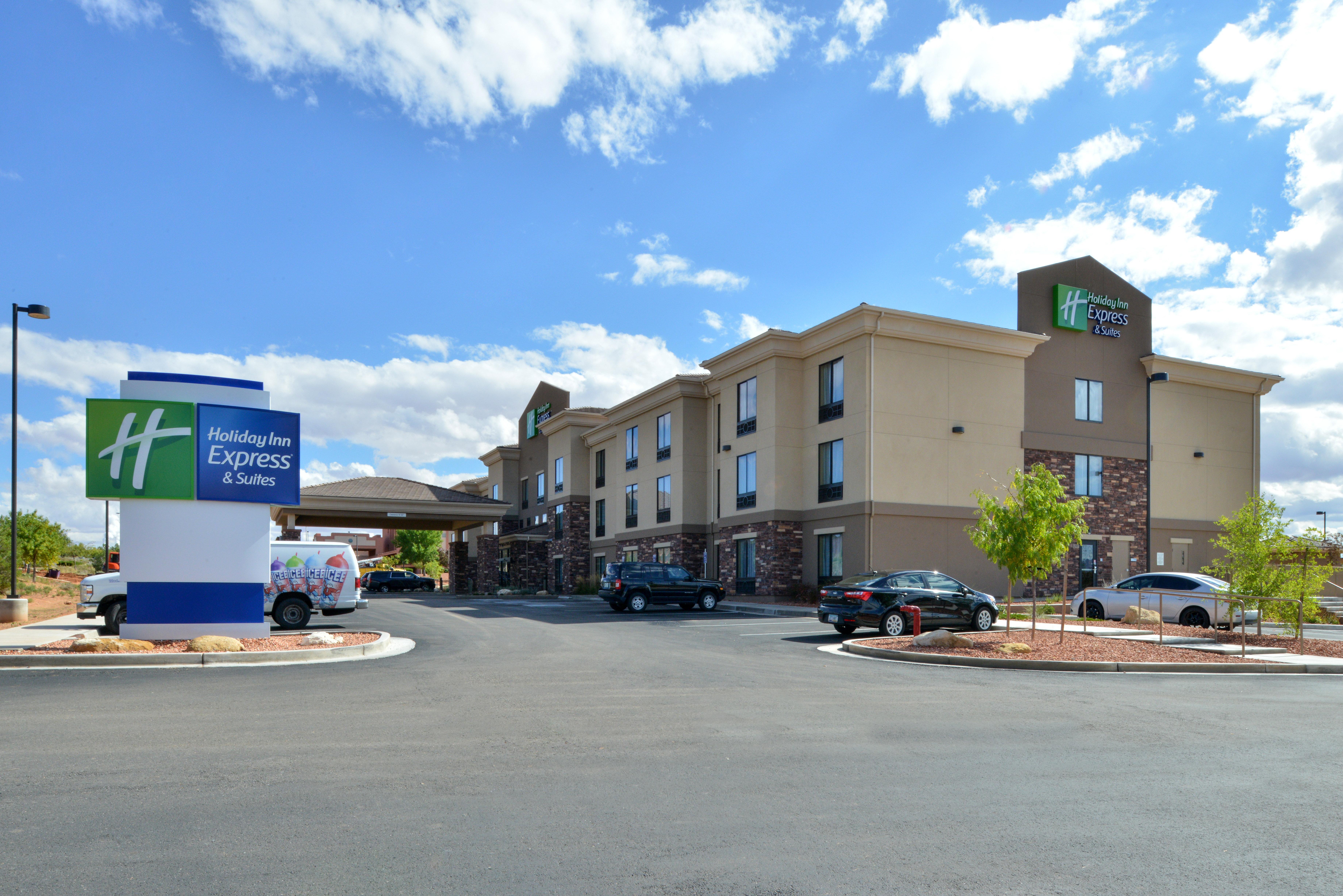 Express & - Powell Area By Ihg
