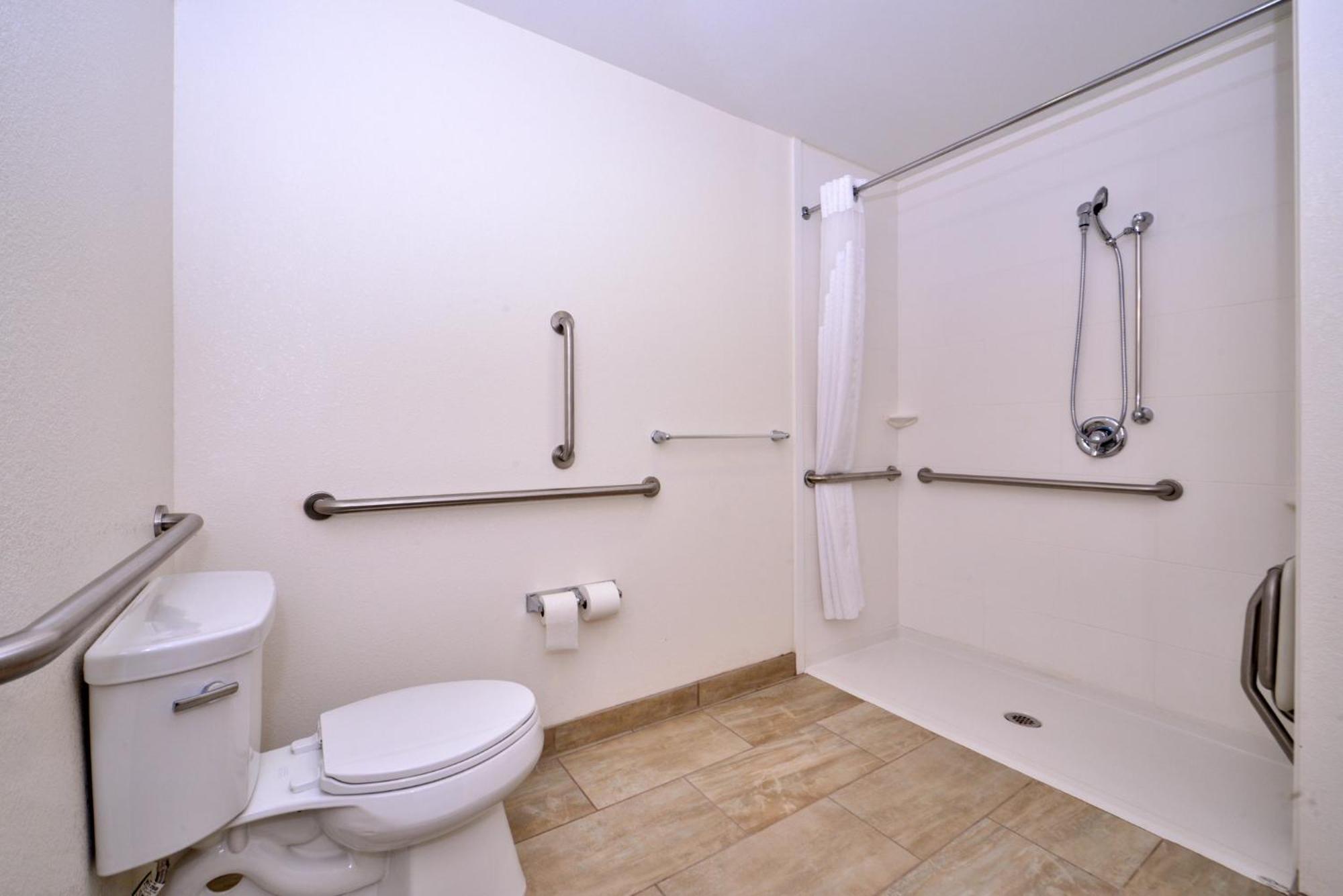 Hotel Express & - Powell Area By Ihg Page